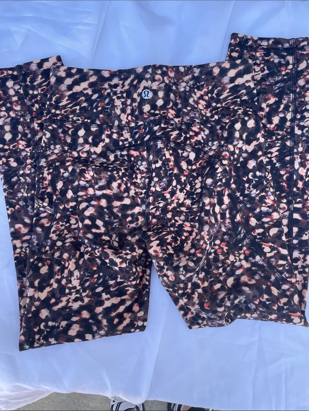 Lululemon Invigorate Hi-Rise Leggings Size 4